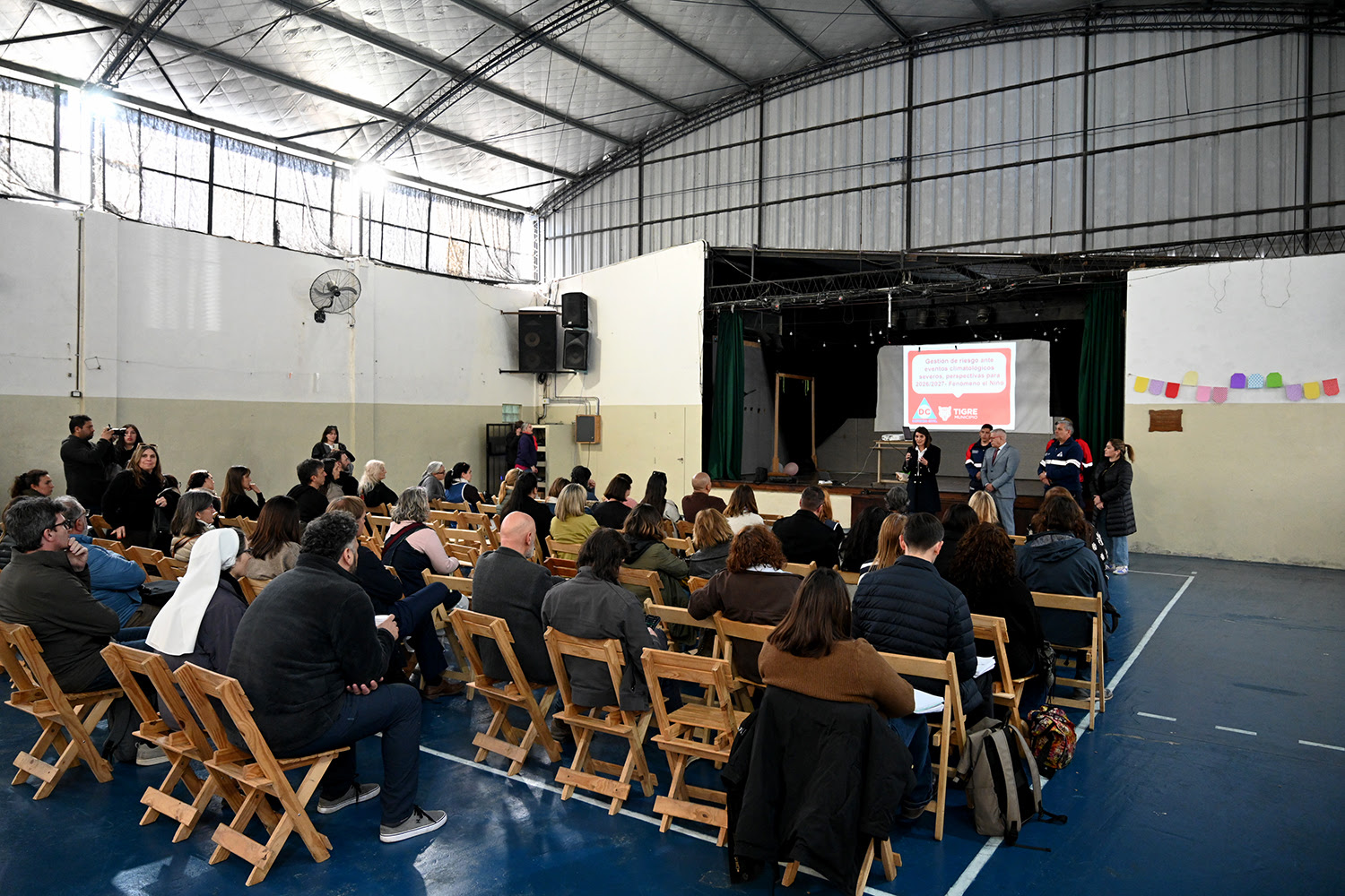 NOTICIAS TIGRE:A RAIZ DEL FENOMENO "EL NI&Ntilde;O", EL MUNICIPIO DE TIGRE LLEVO ADELANTE UNA CHARLA A ESCUELAS DEL DISTRITO